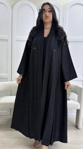 عبايه كلوش بقماش جاكار مع كسره من الأمام والخلف مم...