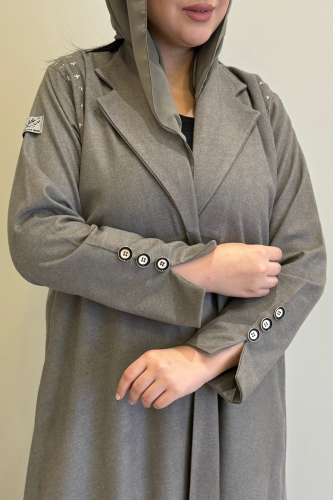 عباية شتوية قلاب منسوجة من قماش الجوخ الناعم