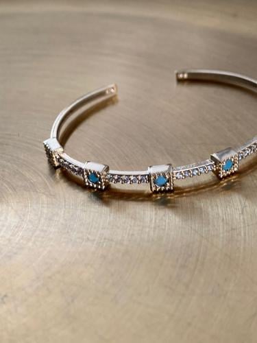 اسورة يد بفصوص تيفاني