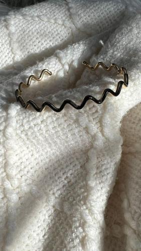 اسورة رقزاق سوداء