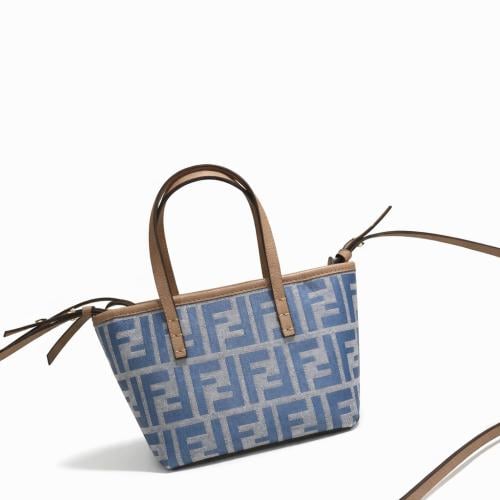 فندي - سمول ازرق