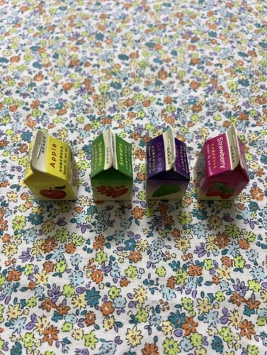 مساحات قديمة معطرة