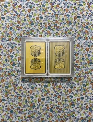 ورق لعب نادي الاتحاد قديم بشكلين مختلفين