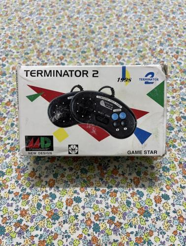 يد تحكم العاب الكترونية قديمة ( حبتين )