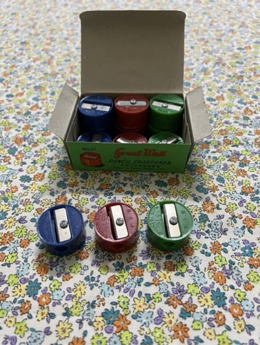 كرتون برايات قديم - المرآة ( 12 حبة )