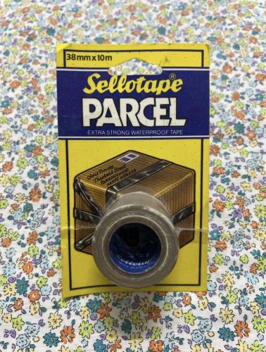 شريط لاصق قديم