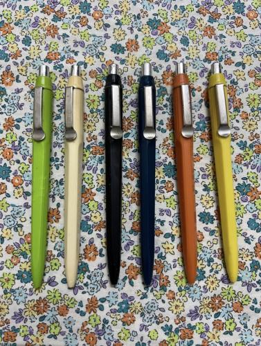 6 اقلام ايطالية قديمة - كوين ، الوان مختلفة ( لا ت...