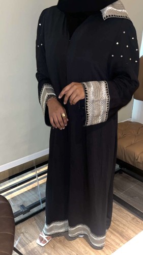 عباية ملفت