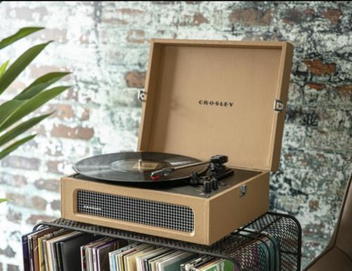 مشغل اسطوانات Crosley Voyager - Tan