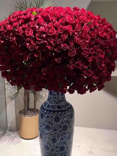 The Royal Vase