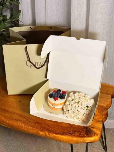 Included in the box with ganache cake