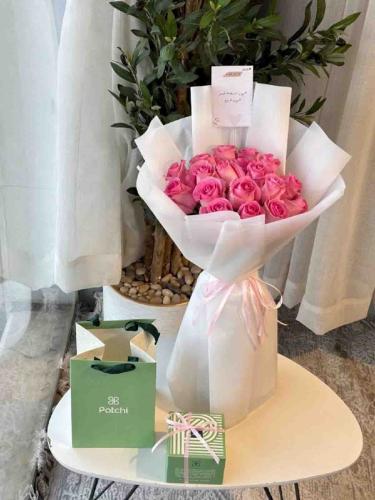 A bouquet for the sister's day with Patchi