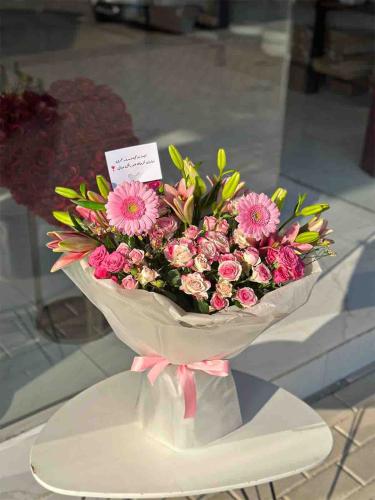Elegant bouquet of flowers