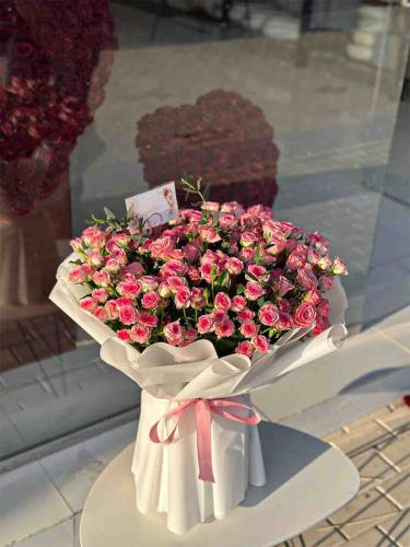 Bouquet of flowers elegance