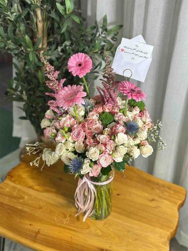 Vase of elegance
