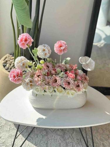 Soft flower arrangement