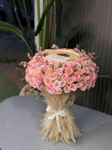 A bouquet of elegance with Henuverin chocolate