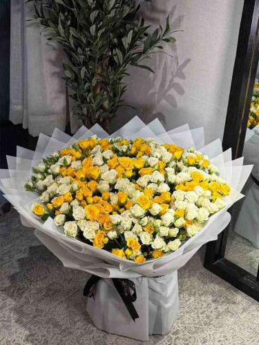 Bouquet of flowers Mashallah for safety