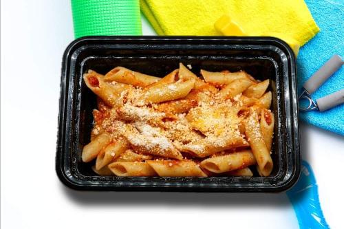 Pasta with tomato sauce