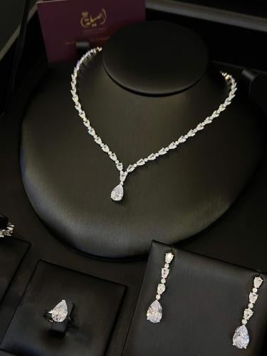 طقم زيركون ناعم