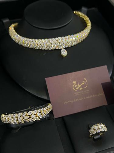 شوكر ذهبي