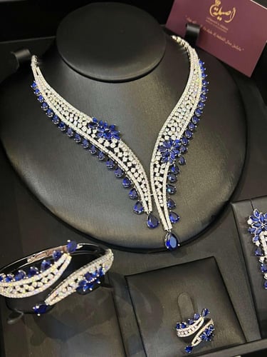 طقم زريكون ازرق