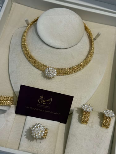 طقم دوريكا باللؤلؤ