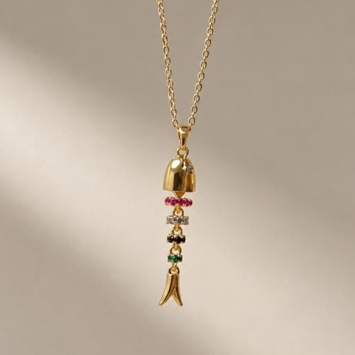 Fishy necklace