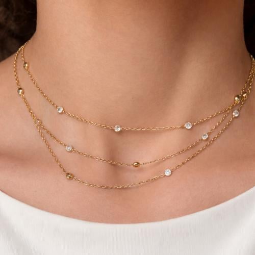 Éclat Necklaces