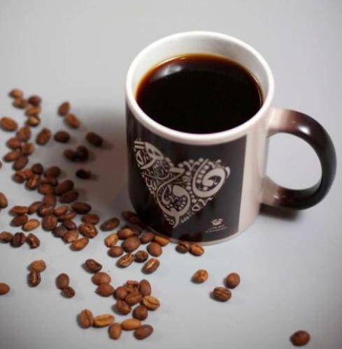 كوب قهوتي التفاعلي المتأثر بالحرارة