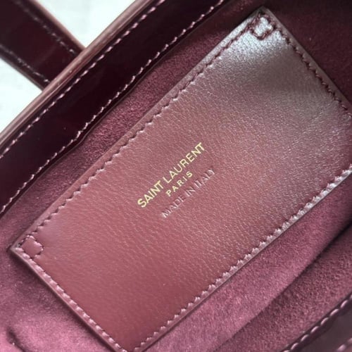 سال لوران برغندي لامع