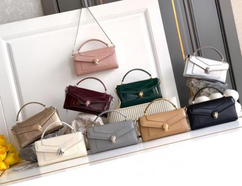 بولغاري (اللون بالملاحظات)