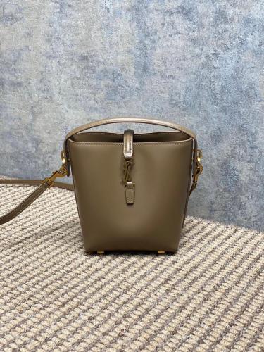 سالوران زيتي