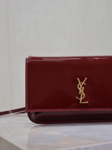 سالوران لامع