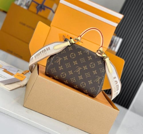 ميني كلوني ميرور