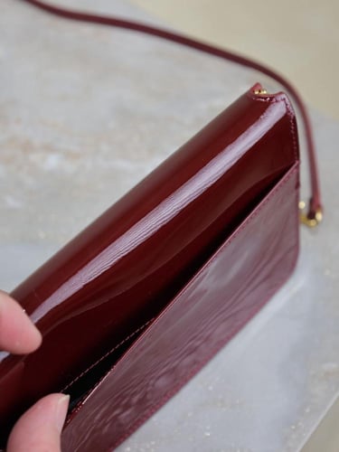 سالوران لامع