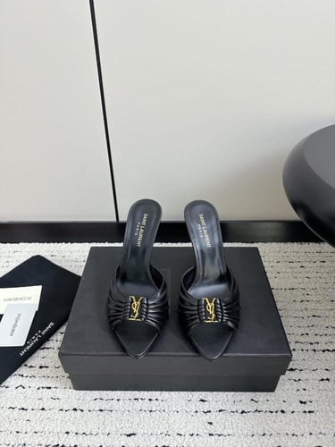 هيلز سالوران