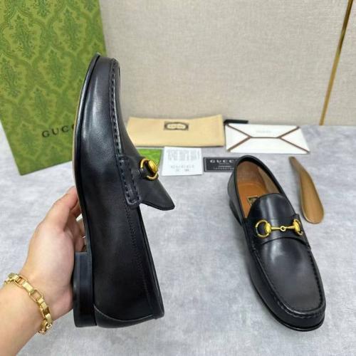 حذاء قوتشي اسود رجالي