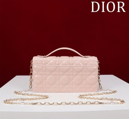 ديور شايني بينك