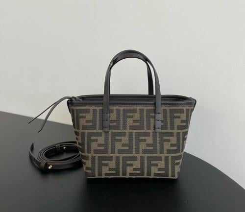 فندي توت باق