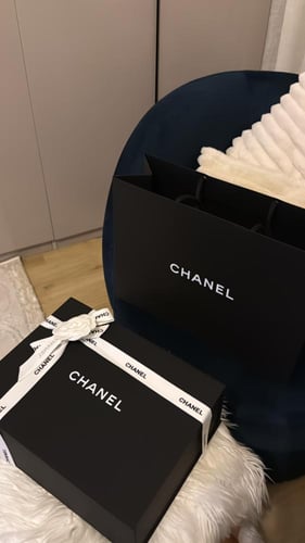 شانيل برغندي