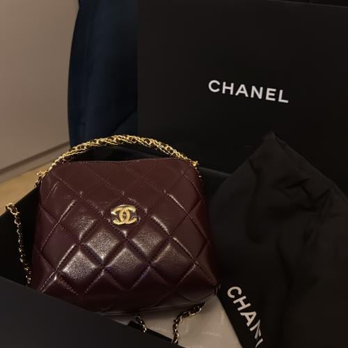 شانيل برغندي