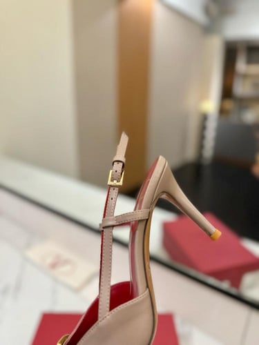 كعب فالنتينو بيج