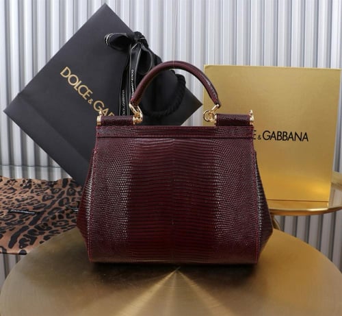 سيسلي كريستال سمول