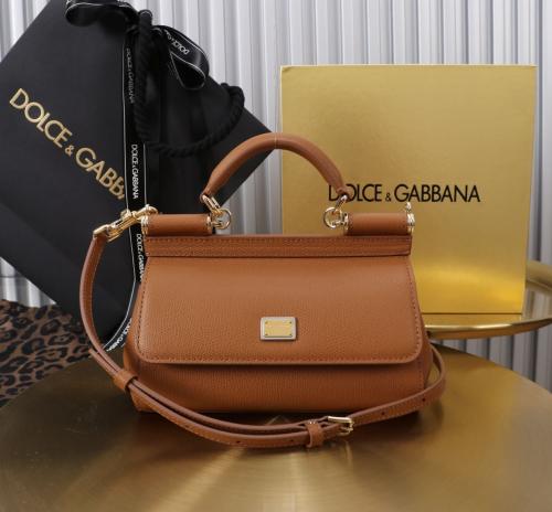 ميني سيسلي بني