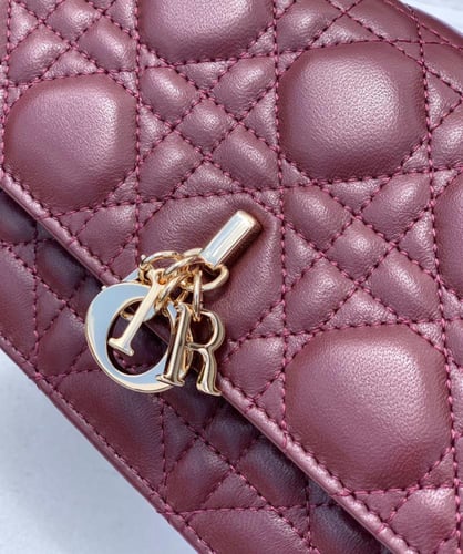 ديور برغندي