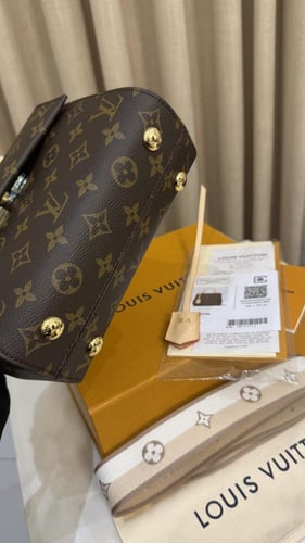 ال في كلوني