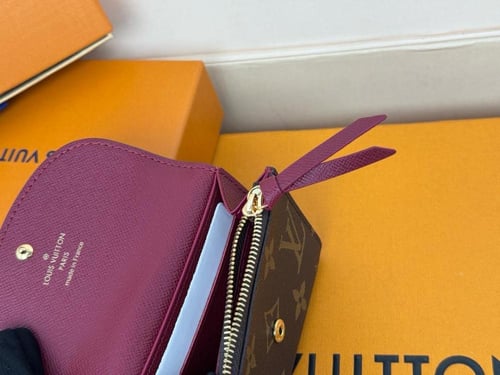 محفظة ال في