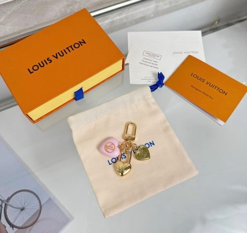 ميداليه ال في