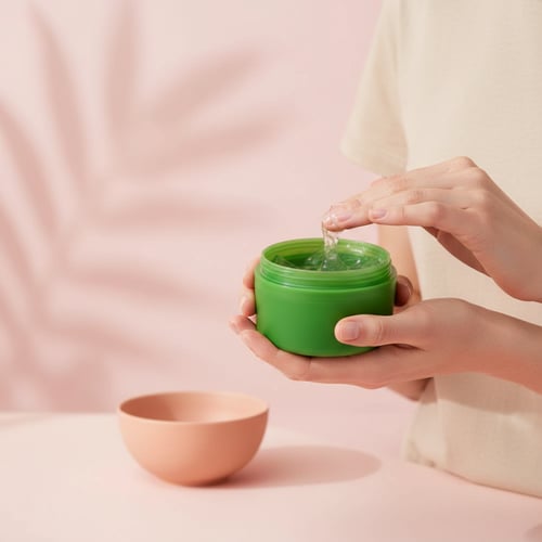 مرطب جل الصبار - تنشيط الترطيب مع جوهر الشاي الأخض...